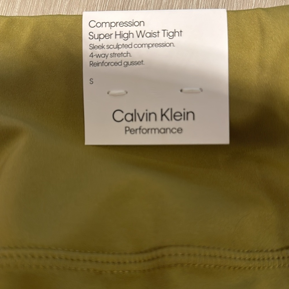 Calvin Klein Performance green two piece workout athletic set NWT - Picture 7 of 7